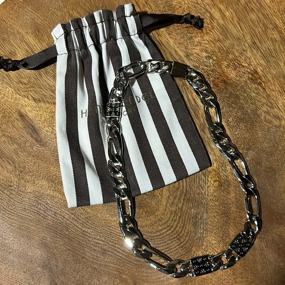 Henri Bendel New York Silver Tone Necklace BEAUTIFUL! - Picture 1 of 4